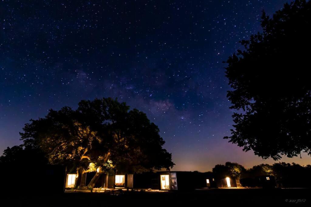 The Container Retreat @ 290 Wine Trail #10 Welcome Friends! Hye Екстер'єр фото